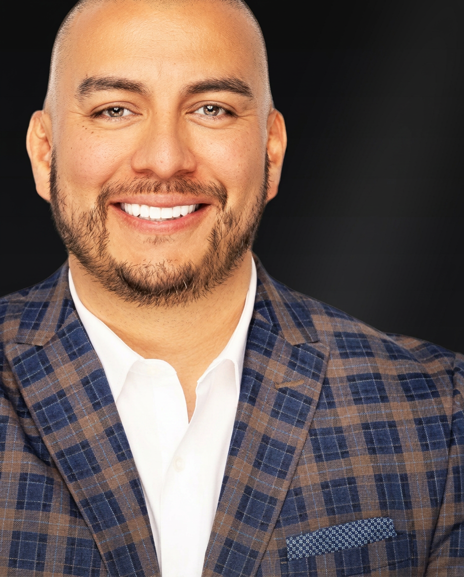 Portrait of Jose Escobar, Founder and CEO of Connected Leaders Academy